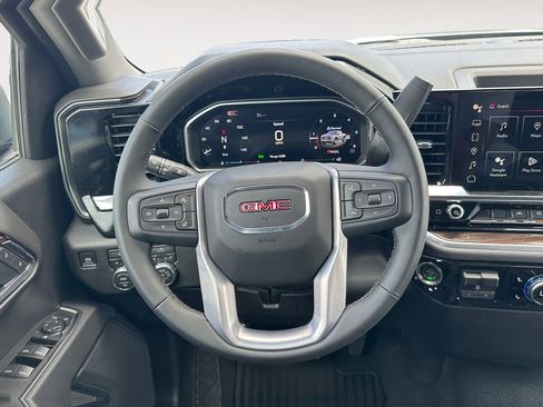 New 2026 GMC Sierra 1500 Elevation AWD/4WD image 12