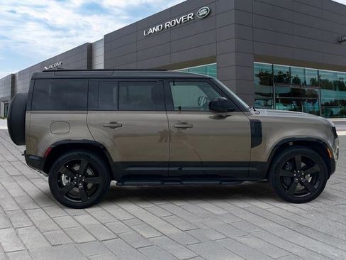New 2026 Land Rover Defender 110 X-Dynamic SE AWD/4WD image 6