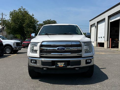 Used 2016 Ford F150 Lariat w/ Equipment Group 502A Luxury AWD/4WD image 8