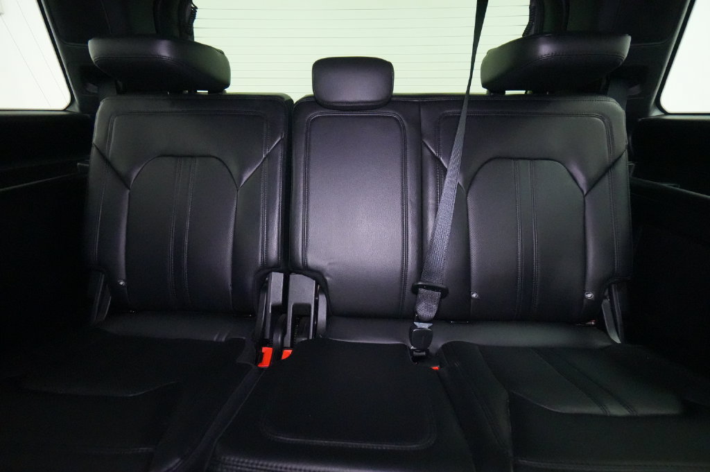 Used 2020 Ford Expedition Limited w/ Equipment Group 302A AWD/4WD image 27