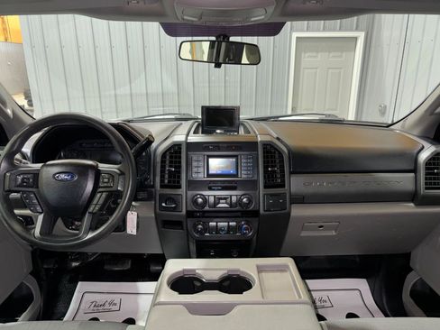 Used 2017 Ford F250 XL w/ Power Equipment Group image 17