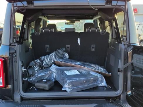 New 2025 Ford Bronco Big Bend w/ Black Diamond Package image 13