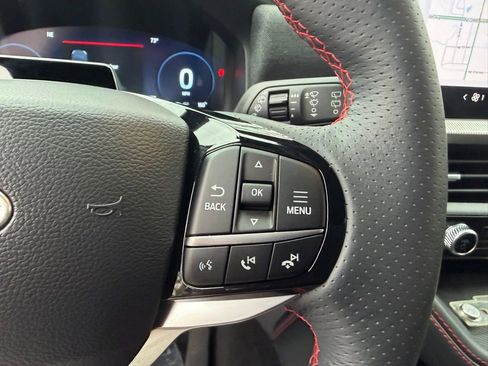 Used 2025 Ford Explorer ST-Line image 25