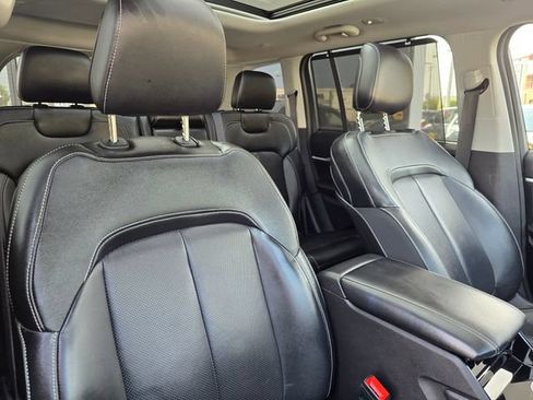 Used 2022 Jeep Grand Cherokee Limited 4xe w/ Luxury Tech Group II AWD/4WD image 44