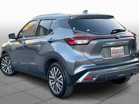Certified 2024 Nissan Kicks SV image 11