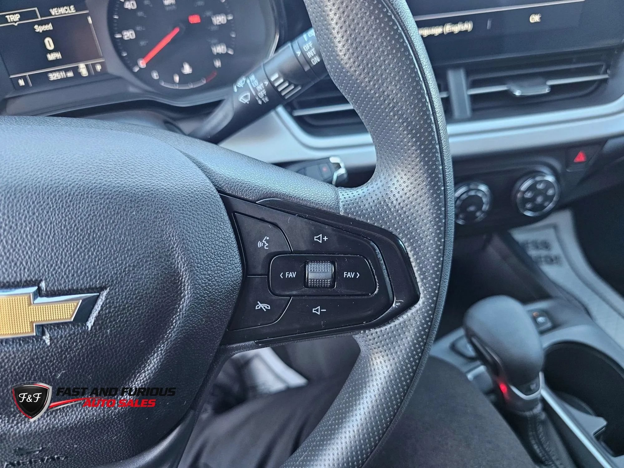 Used 2024 Chevrolet Trax LS FWD image 19