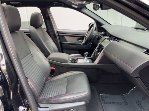 Used 2022 Land Rover Discovery Sport SE R-Dynamic image 14