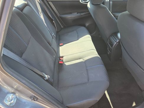 Used 2019 Nissan Sentra SR FWD image 12