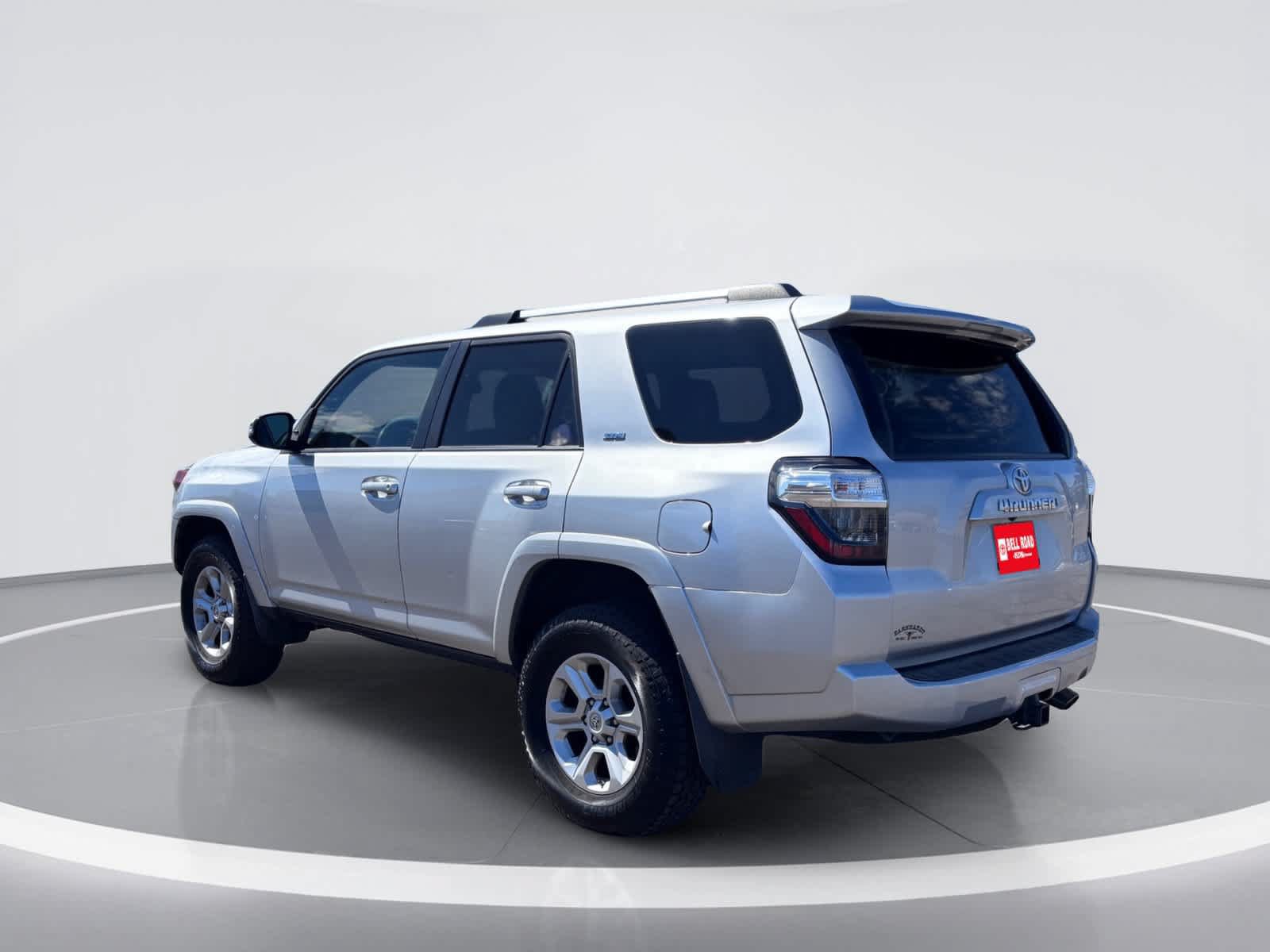 Used 2019 Toyota 4Runner SR5 Premium AWD/4WD image 4