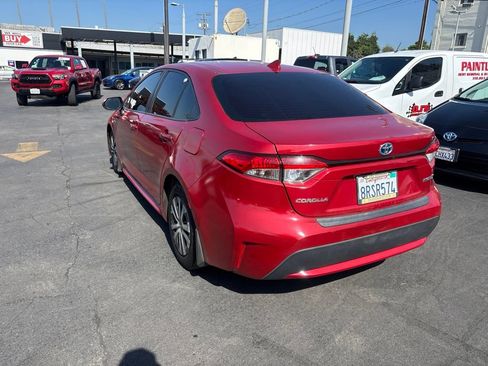 Used 2021 Toyota Corolla LE FWD image 6