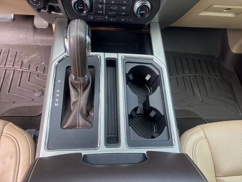 Used 2018 Ford F150 Lariat w/ Equipment Group 502A Luxury AWD/4WD image 26