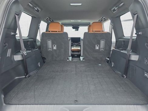 Certified 2024 Lexus GX 550 w/ Cold Area Package image 14