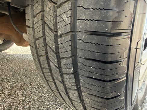 Used 2019 Ford Transit 150 XL RWD image 15