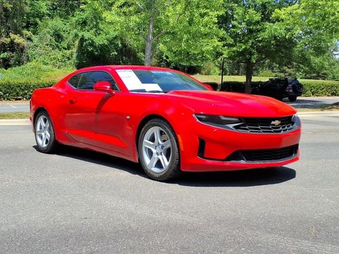 Certified 2023 Chevrolet Camaro LT RWD image 1