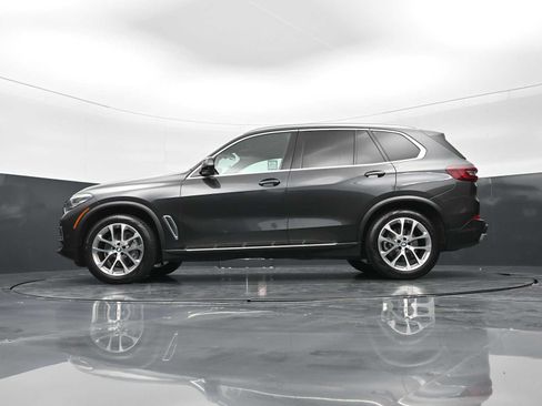Used 2023 BMW X5 xDrive40i AWD/4WD image 32
