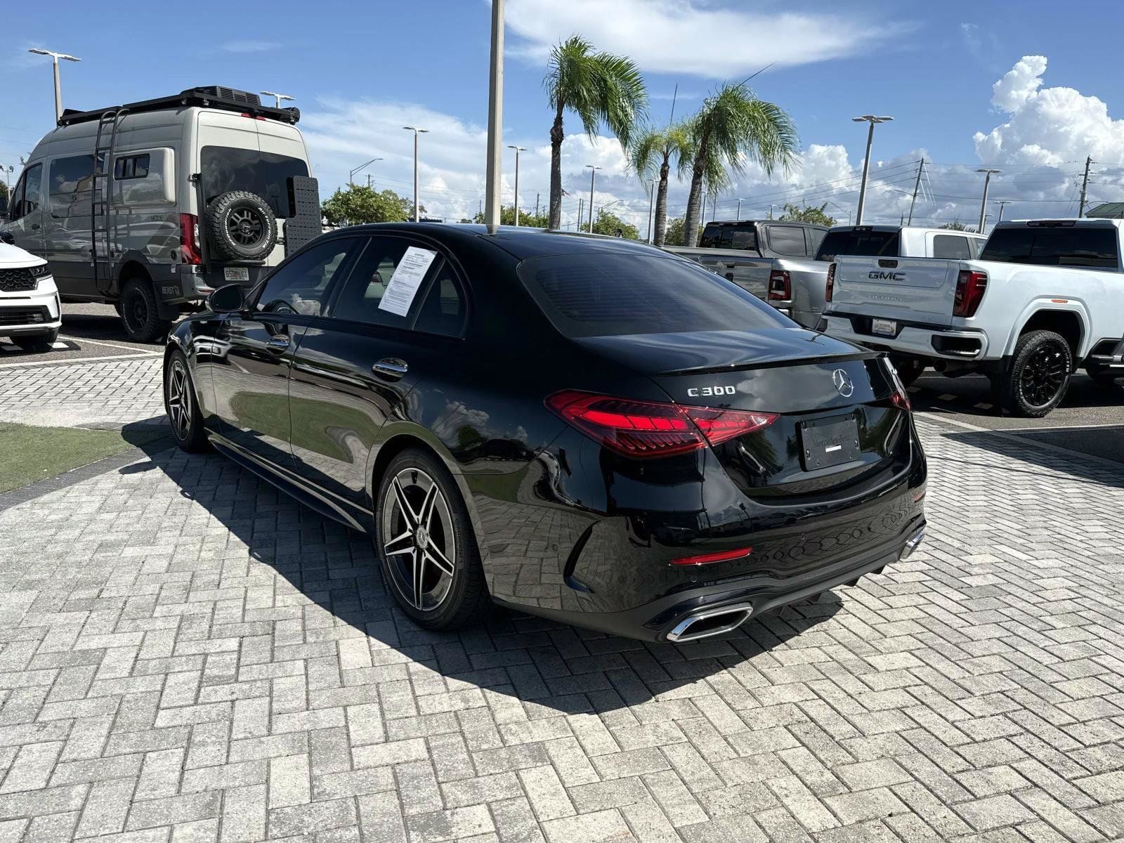 Used 2024 Mercedes-Benz C 300 4MATIC Sedan image 4