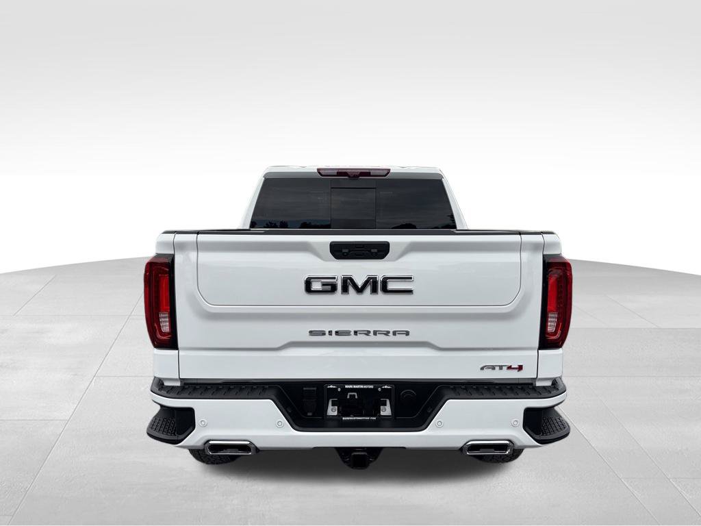 Used 2025 GMC Sierra 1500 AT4 w/ Technology Package AWD/4WD image 19