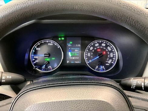 Used 2019 Toyota RAV4 XLE w/ Convenience Package image 13