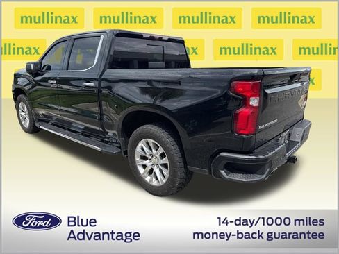 Used 2021 Chevrolet Silverado 1500 High Country w/ Technology Package AWD/4WD image 3