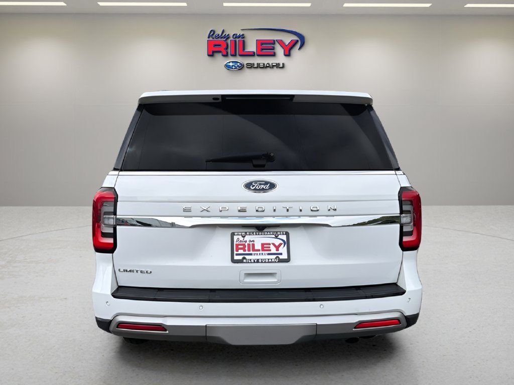 Used 2024 Ford Expedition Limited AWD/4WD image 5