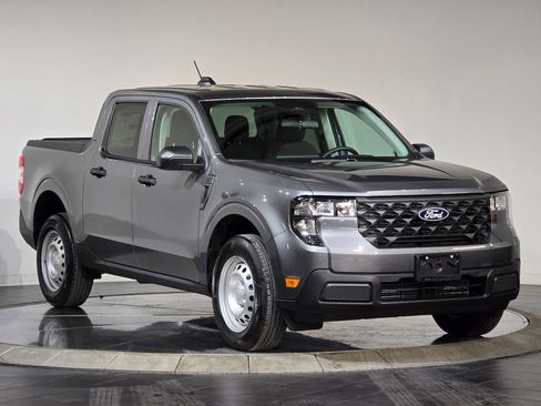 New 2026 Ford Maverick XL w/ Equipment Group 101A AWD/4WD image 3