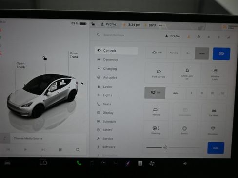 Used 2022 Tesla Model Y Performance AWD/4WD image 13