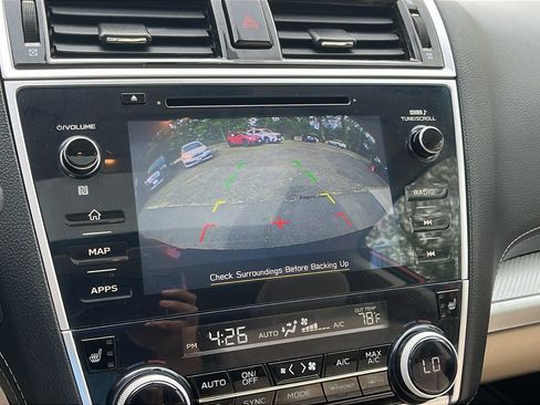 Used 2018 Subaru Outback 2.5i Premium AWD/4WD image 18