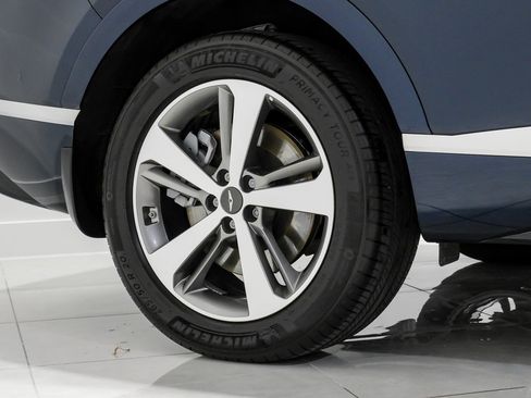 Used 2024 Genesis GV80 3.5T w/ Advanced Package image 57