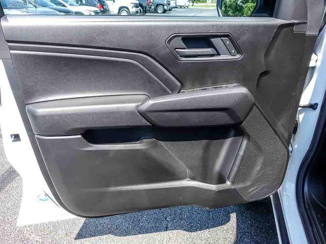 New 2026 Chevrolet Colorado Trail Boss AWD/4WD image 12
