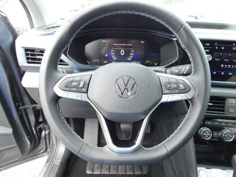 New 2024 Volkswagen Taos SE image 27