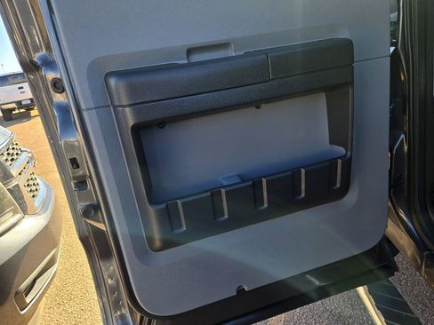 Used 2015 Ford F250 XL w/ Power Equipment Group image 17