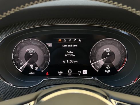 Used 2023 Bentley Bentayga AWD/4WD image 20