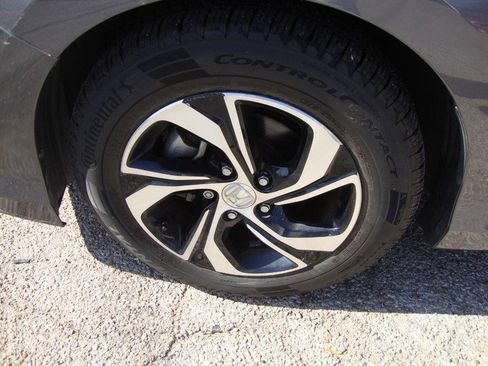 Used 2017 Honda Accord LX image 6