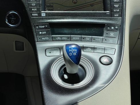 Used 2010 Toyota Prius Three image 27