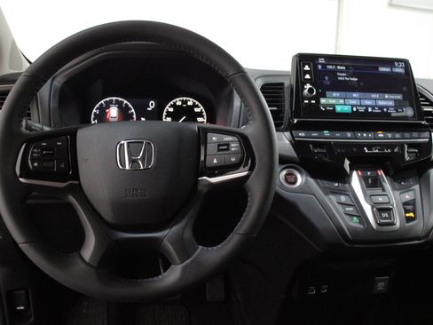 Used 2026 Honda Odyssey EX-L image 8