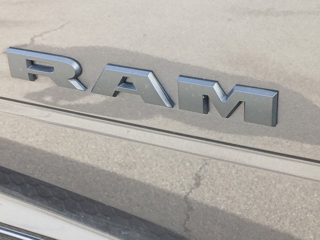 Used 2022 RAM 2500 Laramie AWD/4WD image 30