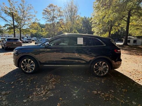 Certified 2022 Lincoln Nautilus Reserve w/ Equipment Group 201A image 3