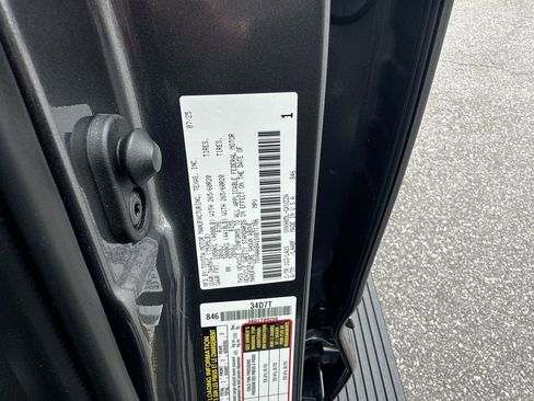 Used 2025 Toyota Sequoia Platinum image 33