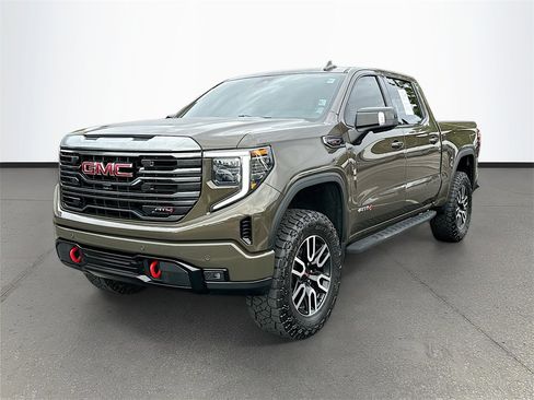 Used 2023 GMC Sierra 1500 AT4 w/ AT4 Premium Package image 3