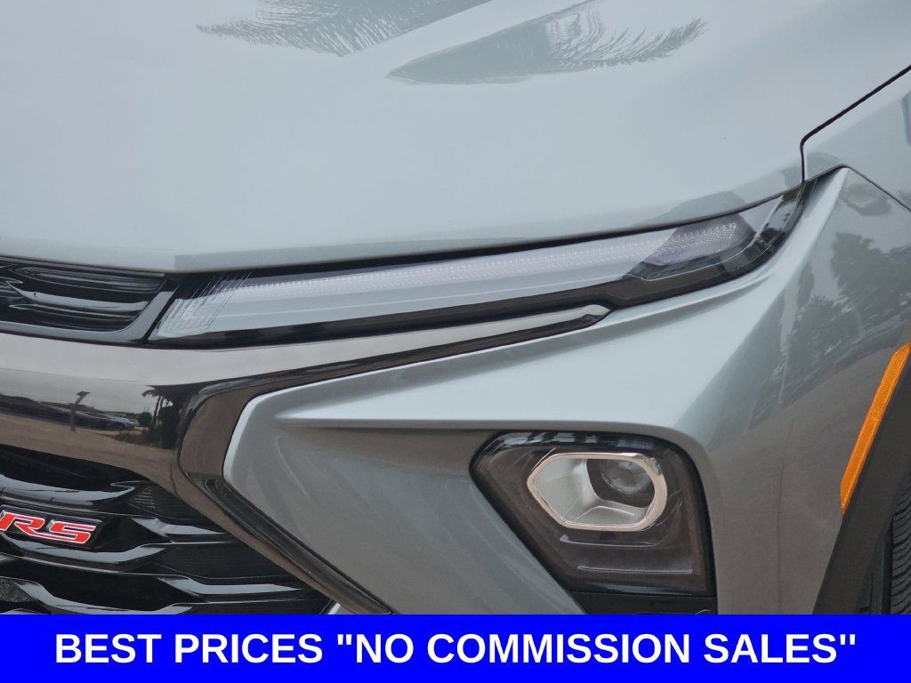 Used 2024 Chevrolet TrailBlazer RS w/ Convenience Package AWD/4WD image 33