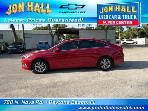 Used 2017 Hyundai Sonata SE FWD image 4