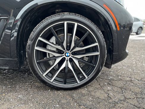 Used 2019 BMW X5 xDrive50i w/ M Sport Package image 13