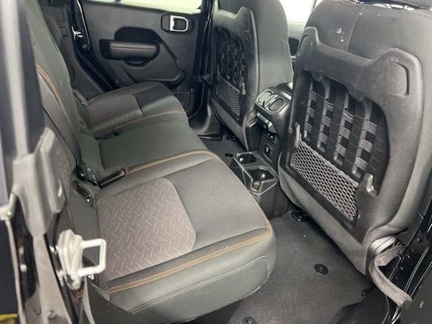 Used 2022 Jeep Gladiator Mojave w/ Cold Weather Group image 21