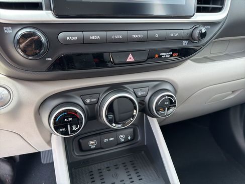 New 2026 Hyundai Venue SEL FWD image 26