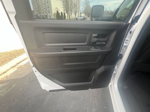 New 2026 RAM 3500 Tradesman w/ Commercial Features Package image 10