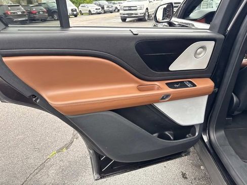Used 2023 Lincoln Aviator Reserve w/ Equipment Group 201A image 20