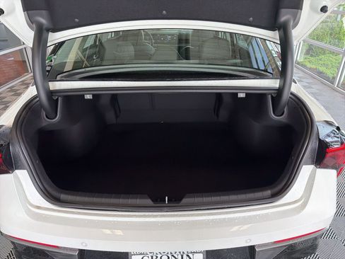 New 2026 Kia K5 EX image 9