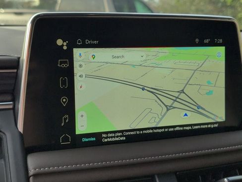 Certified 2024 GMC Yukon SLT w/ SLT Luxury Package image 19