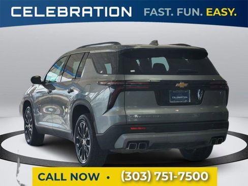 Certified 2025 Chevrolet Traverse LT w/ Sun and Wheel Package AWD/4WD image 3