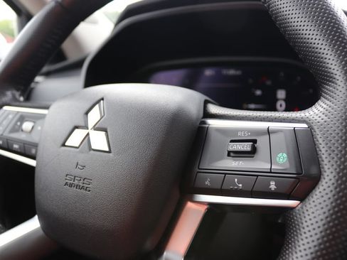 Used 2025 Mitsubishi Outlander SEL AWD/4WD image 25